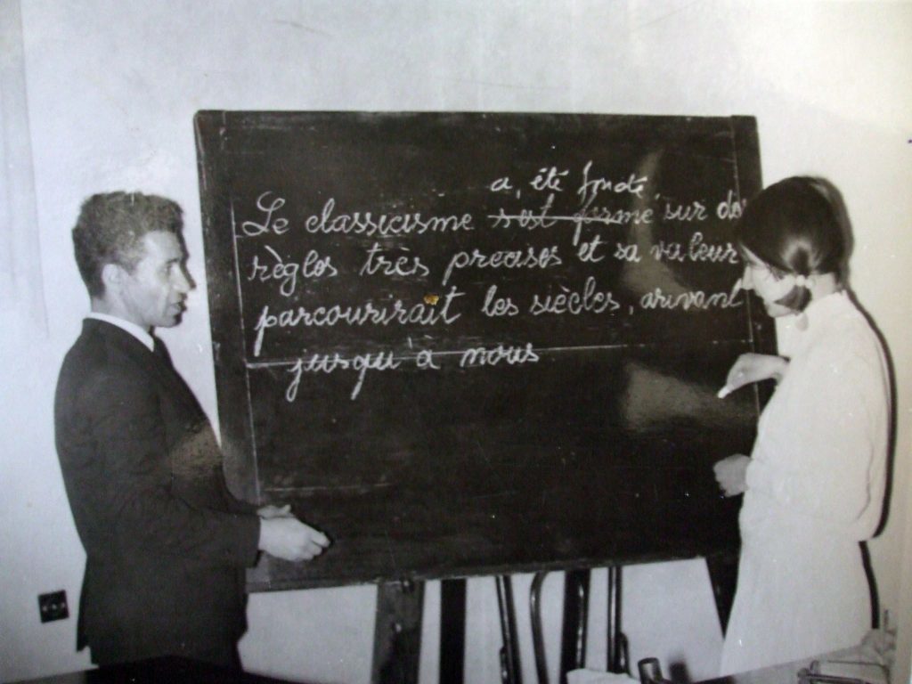 Gheorghe Calciu-Dumitreasa, enseignant le français